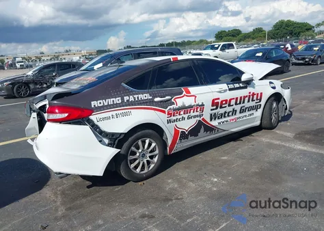 2018 Ford Fusion S из США, поврежденный, VIN 3FA6P0G70JR276338